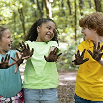 Atelier Aventure Mômes : Petits artistes de la nature - DOMPIERRE-LES-ORMES