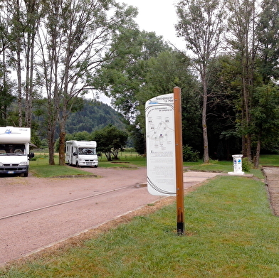 Aire de services pour camping-cars