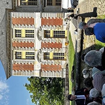 Visite guidée du parc du Château de Vallery - VALLERY