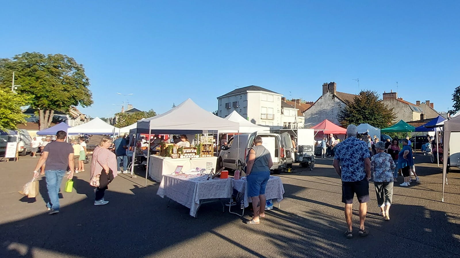 Marché des saveurs et troc'plantes