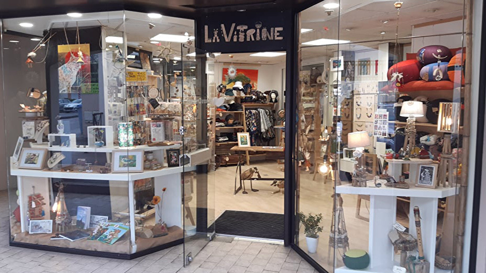 La Vitrine