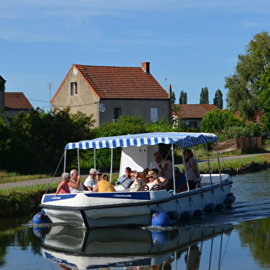 Les Canalous (location de bateaux à la journée)