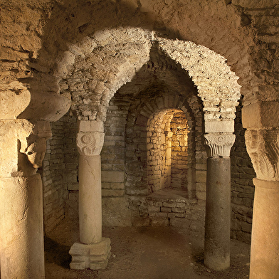 Crypte de l'Abbaye de Flavigny