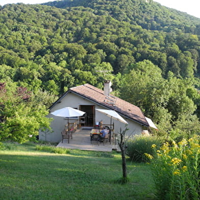 Camping chez l'habitant - La Maison Imparfaite