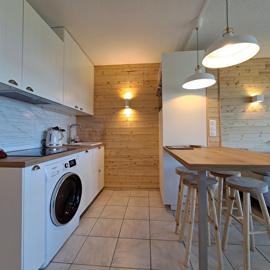 Le Lacuzon- Appartement en résidence - R472CAV00