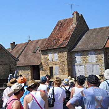 Visite guidée du Hameau de Mans à Dyo - DYO
