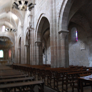 Eglise romane Saint-Jacques