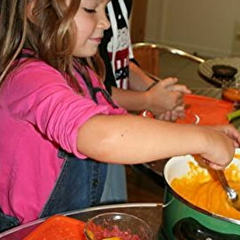 Atelier de cuisine participatif : les gnocchi d'Halloween - CHAROLLES