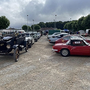 Bourse expo véhicule - PIERRE-DE-BRESSE