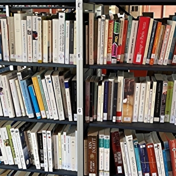 Bibliothèque - ALLIGNY-EN-MORVAN