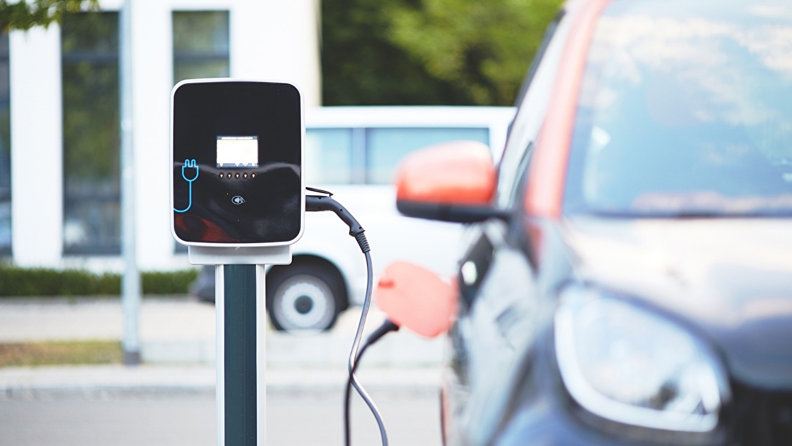 Borne de recharge - Aldi Saint-Amour