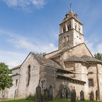 Eglise Saint-Donat et tombeau de Lamartine