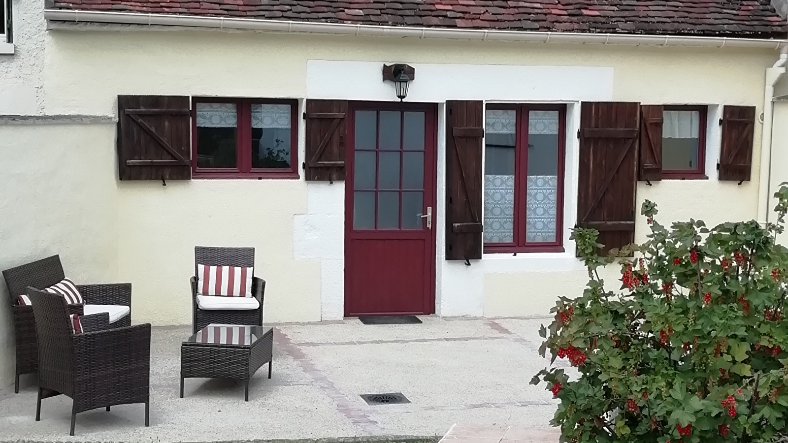 Gîte entre canal et forêt