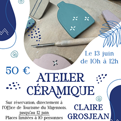 Atelier céramique - Façonnage et décor d'un vase mural