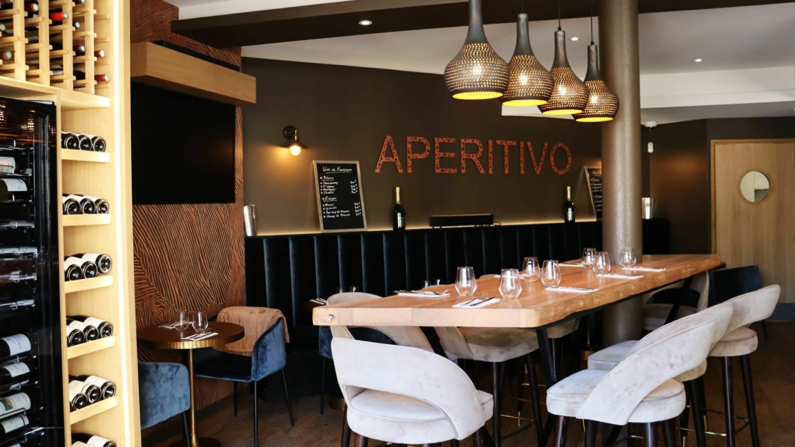 Apéritivo - bar à vins