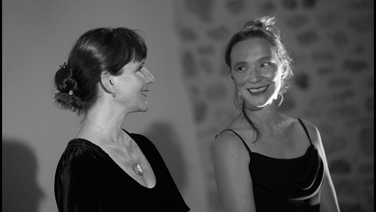 'Si je ris c'est sans le faire exprès' chansons d'Erik Satie avec Marie Fraschina et Marcia Hadjimarkos