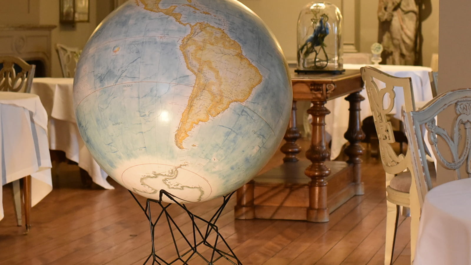Globe Sauter