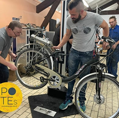 Atelier vélo solidaire sur la route des POTEs