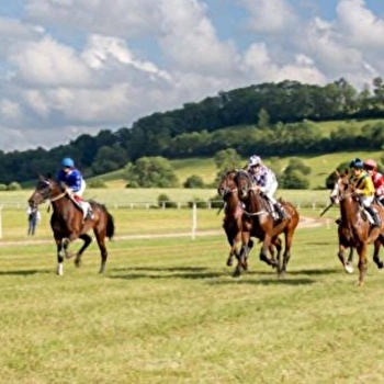Courses Hippiques - MARCILLY-ET-DRACY
