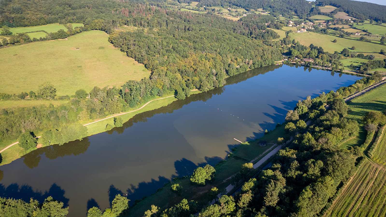  Lac de Saint Point Lamartine 