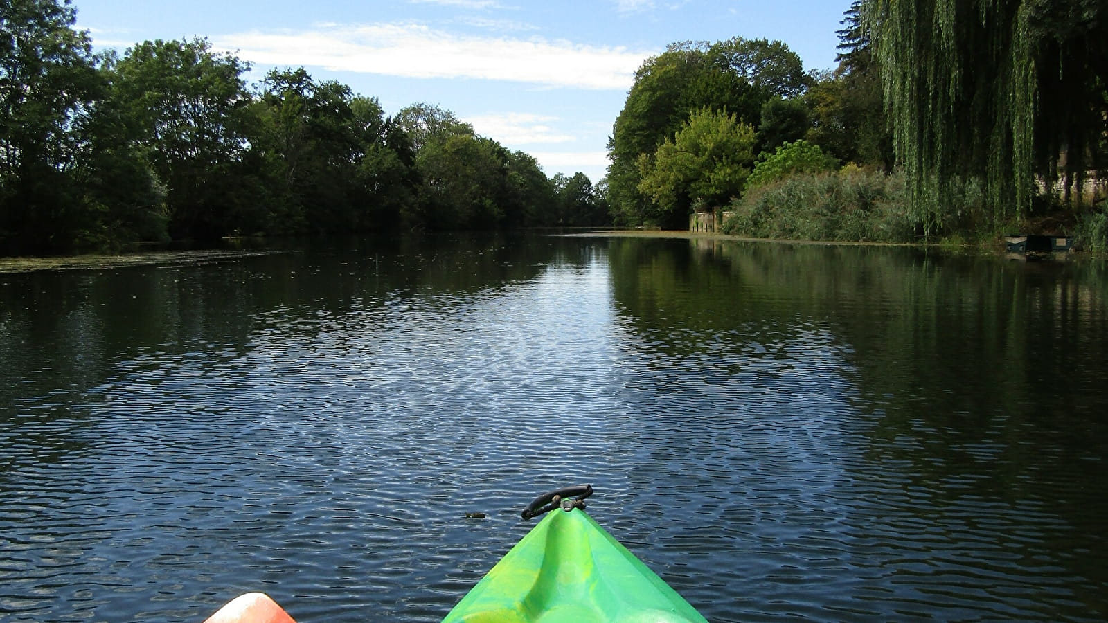 Pagayer sur l'Ognon (canoë-Kayak)