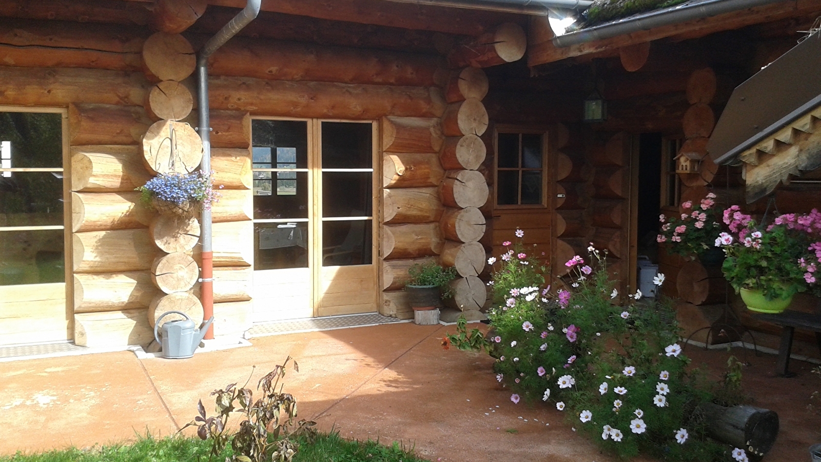 Les Humaneries - Appartement  'Le Lodge Deer' en chalet - B402FLO02