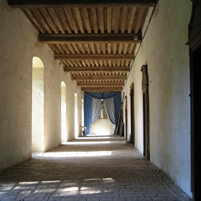 Abbaye de Bèze