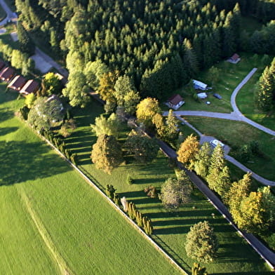 Camping-Chalets La Favière