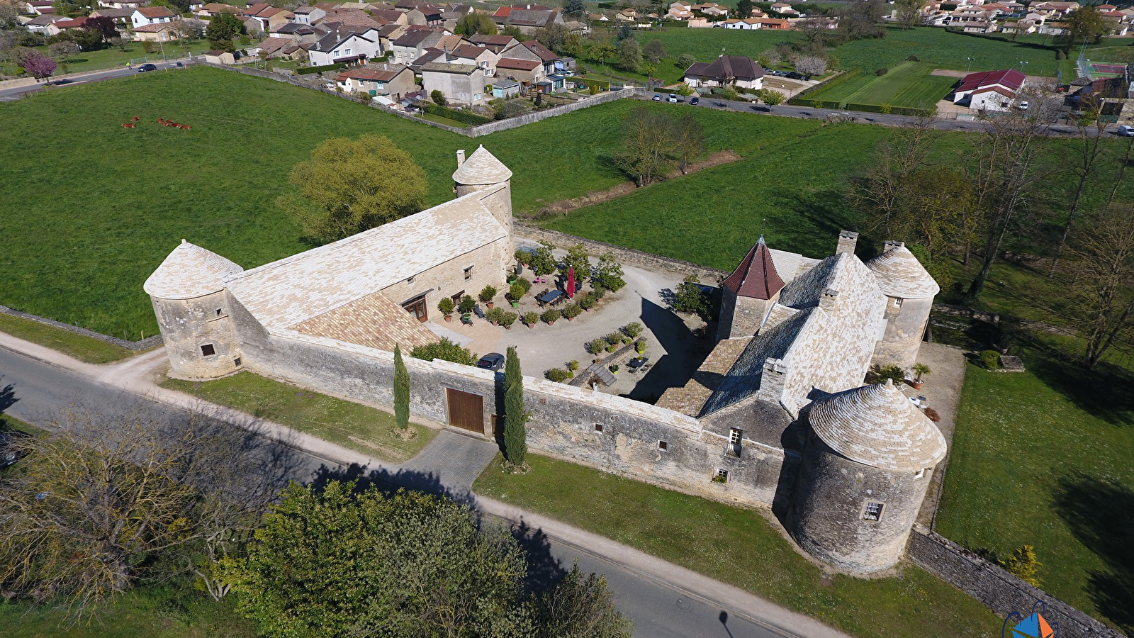 Le Vieux Château