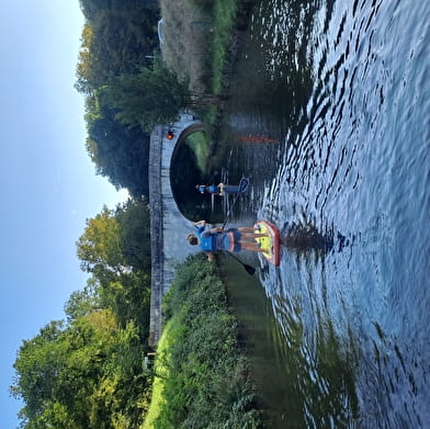 Pratique du Paddle et location de vélos à la Base Activital de Baye