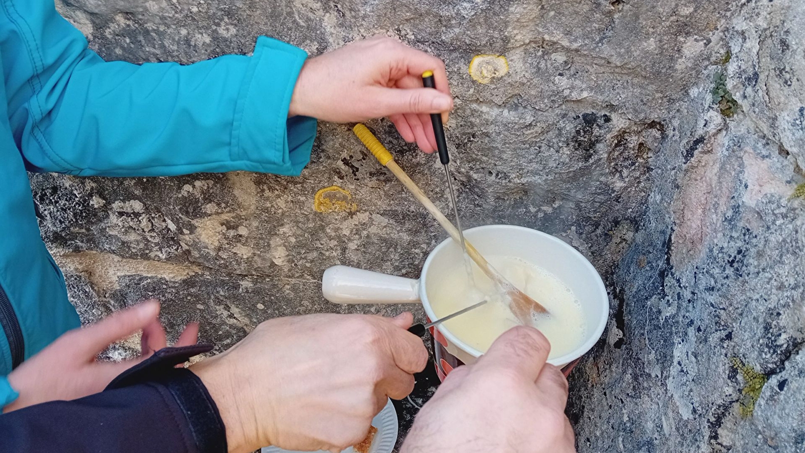 Les fondu(e)s de la rando au Castel Saint-Denis ( nocturne )