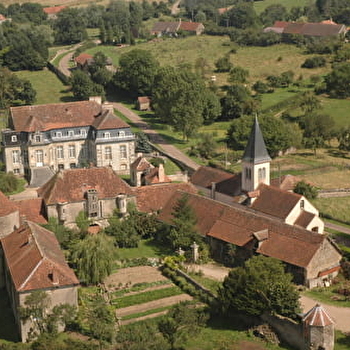 Château de Flée - Monument historique classé - FLEE - LE VAL-LARREY