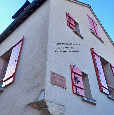 L'Hirondelle de la Ruelle - Noyers-sur-Serein