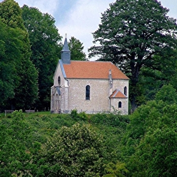 Lapiaz et Dolmen - TARCENAY-FOUCHERANS