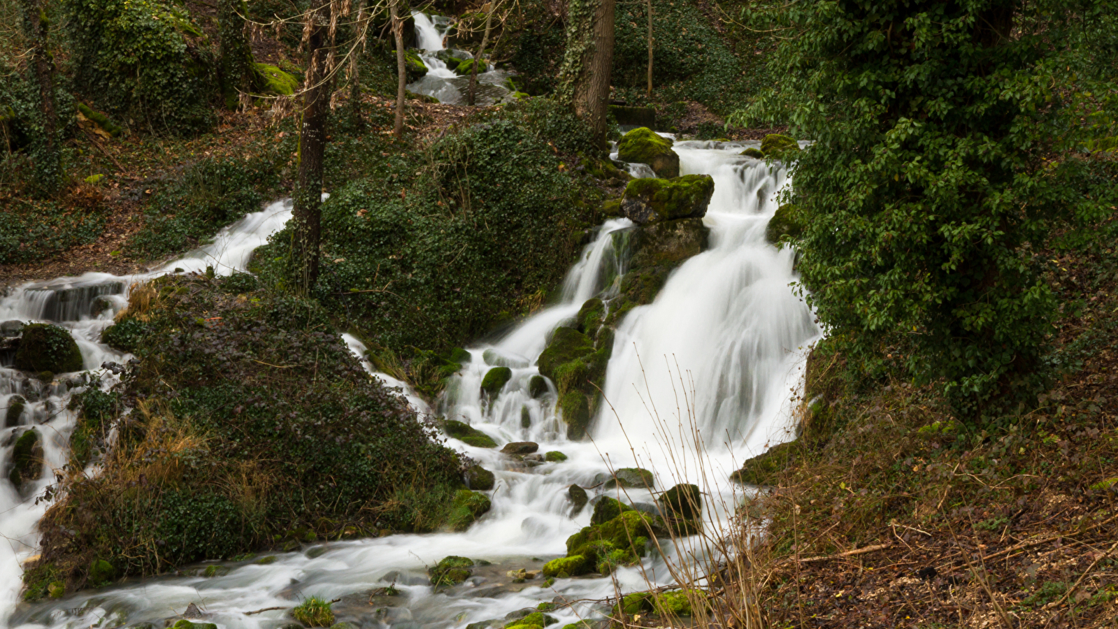 Lavoir et cascade