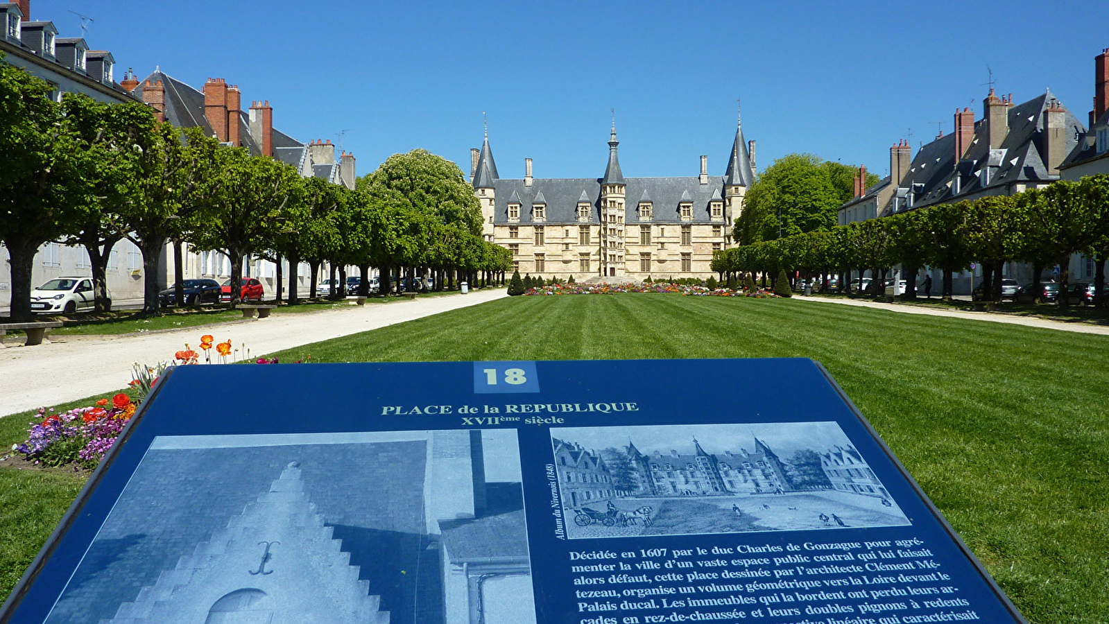 Cheminement piéton 'Le Fil Bleu'