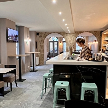 Chez Virgule - Le Palais - AUTUN