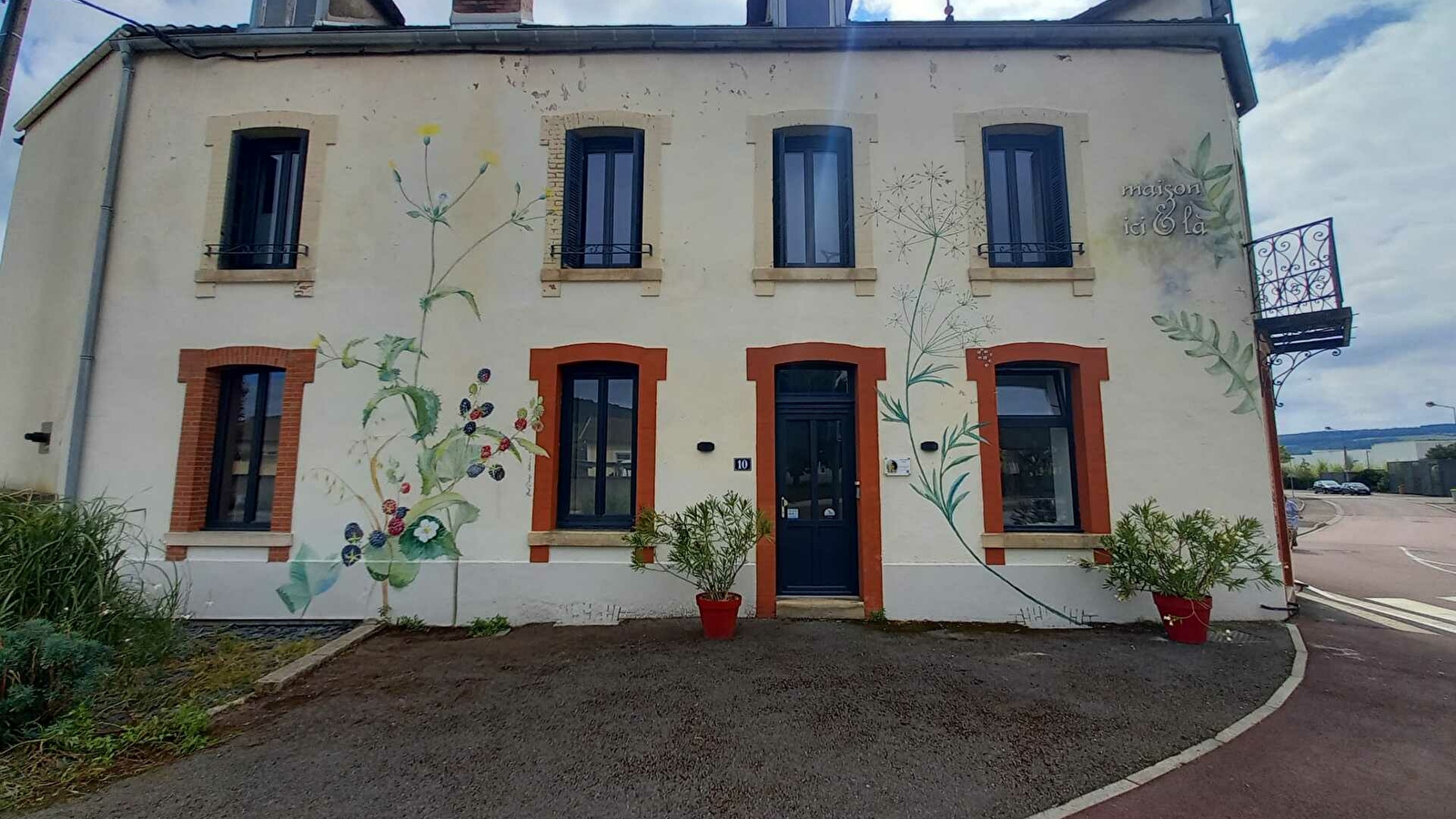 Maison Ici et Là