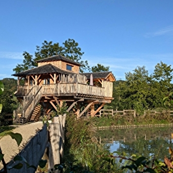 Les Lodges du Canal de Bourgogne - la cabane rose des vents - CHASSEY