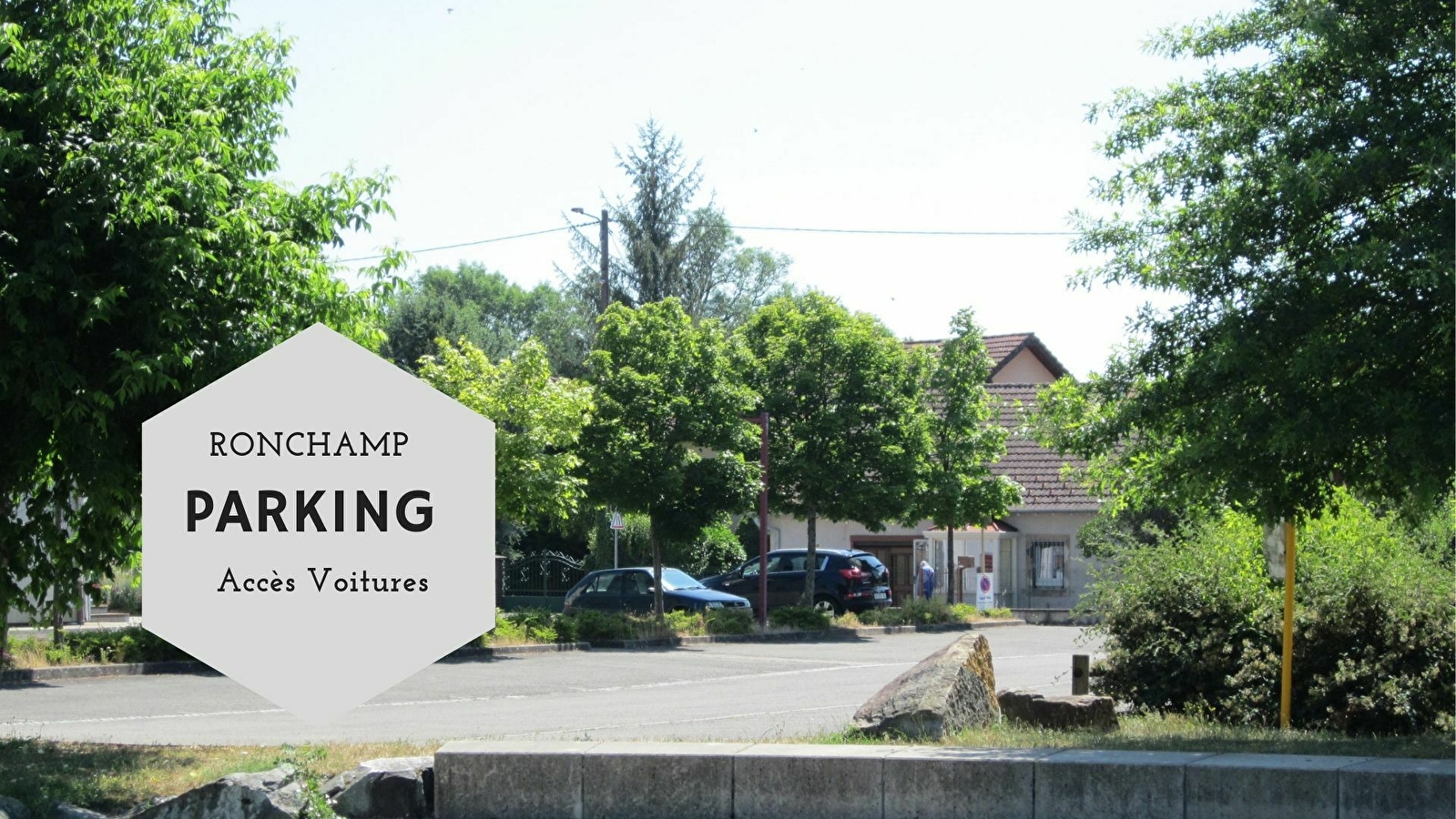 Parking de la salle des Fêtes