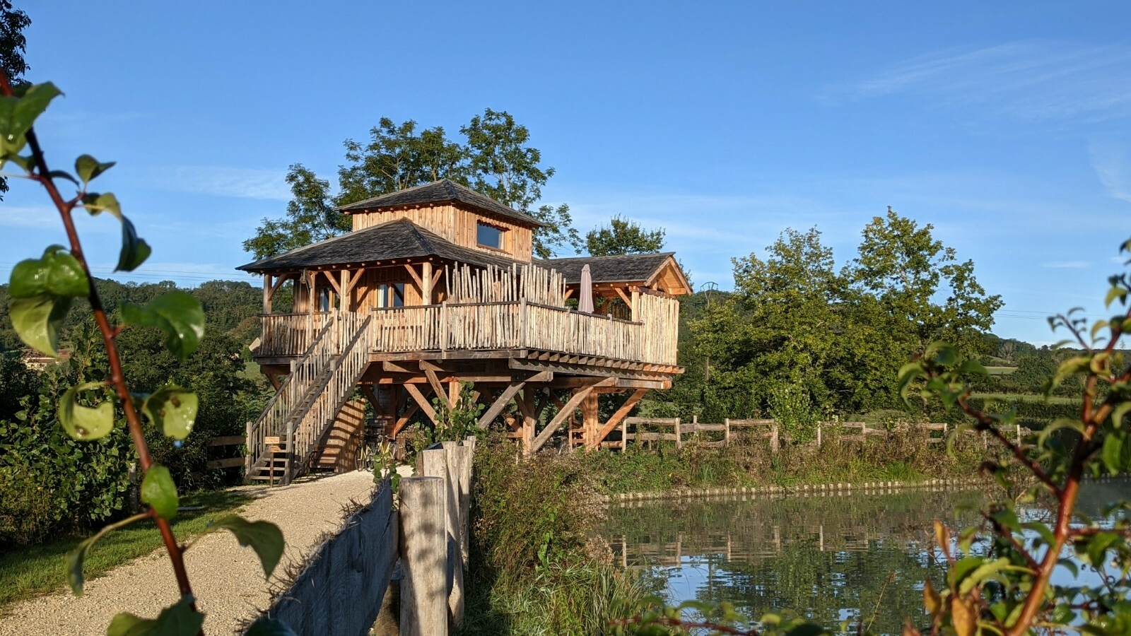 Les Lodges du Canal de Bourgogne - la cabane rose des vents