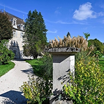 Maison d'hôtes - Le Prieuré de Beaupré - ROCHE-LEZ-BEAUPRE