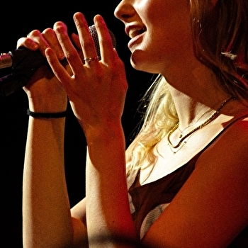 Concert Garçon, la Note ! - Célia April - SENS