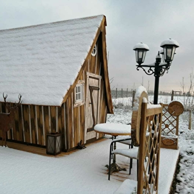 Cabane nuitée insolite : chambre féérique