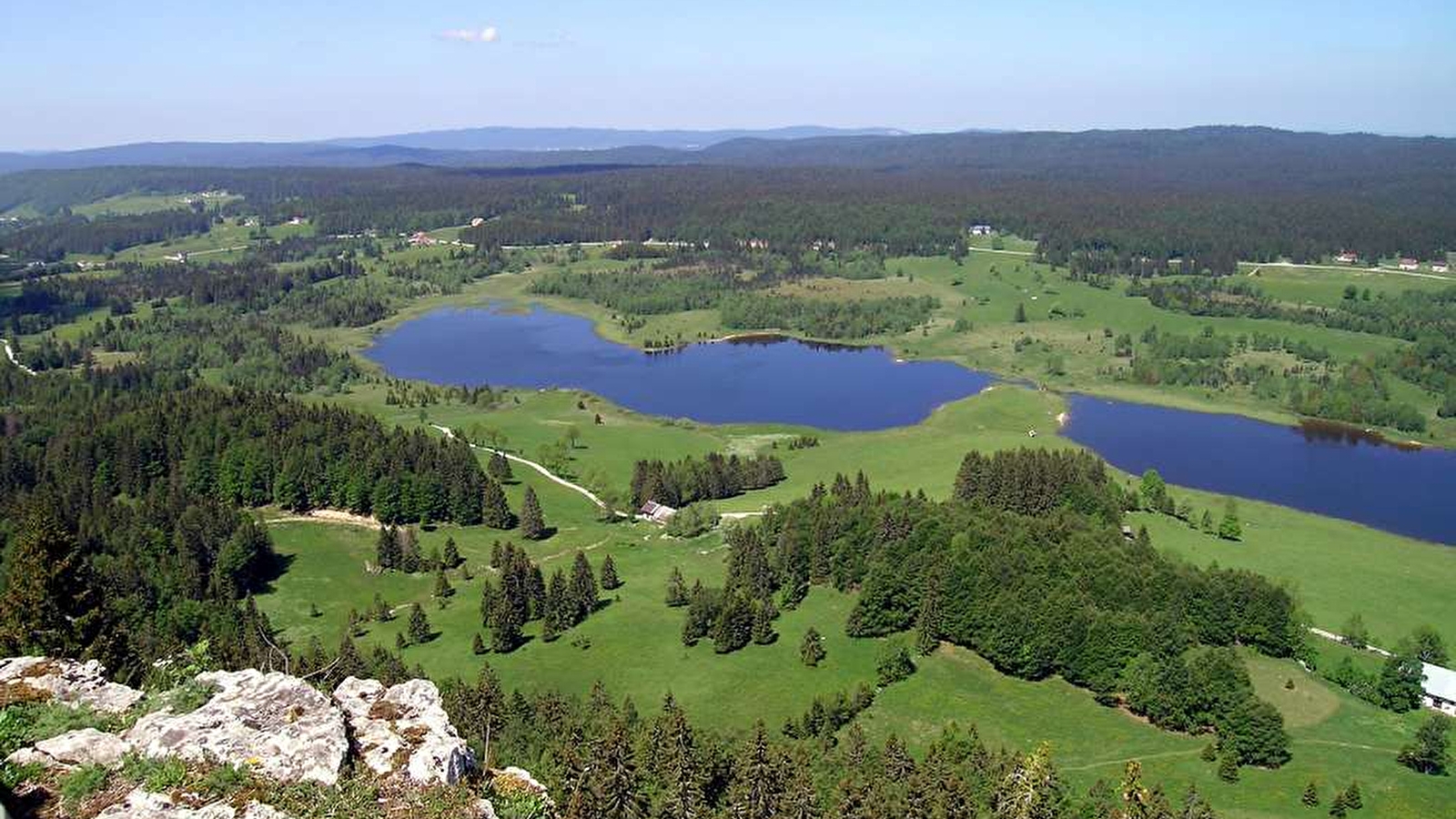 Roche Bernard et Tour des Lacs