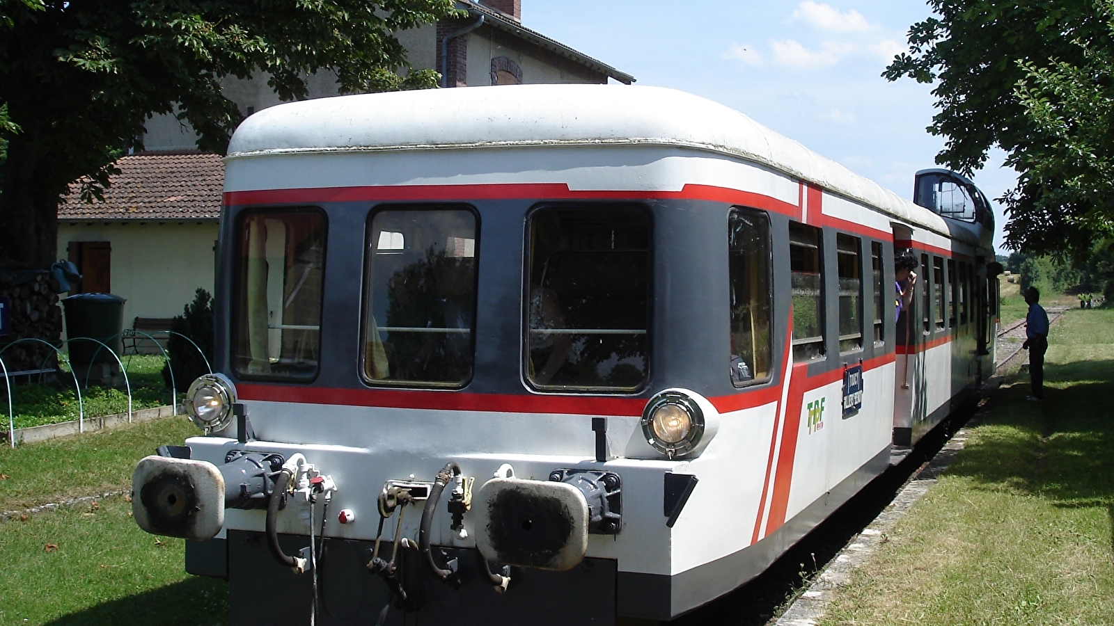 Train Touristique du Pays de Puisaye-Forterre