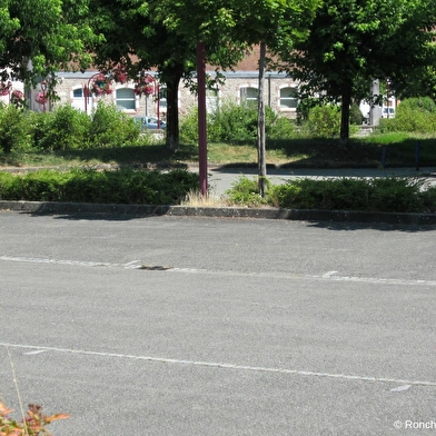 Parking de la salle des Fêtes