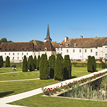 Château de Gilly - GILLY-LES-CITEAUX