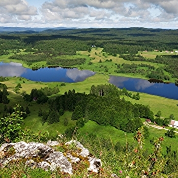 GR 5 de Foncine-le-Haut aux Rousses - CERNIEBAUD