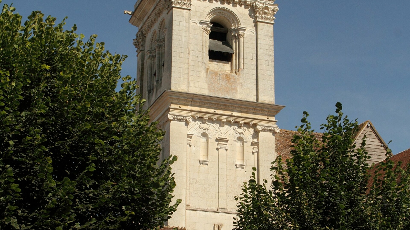 Eglise de Saint-Pierre et Saint-Paul de Cravant